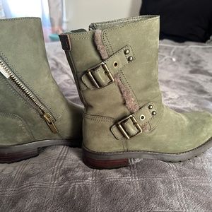 Women's Ugg Boots